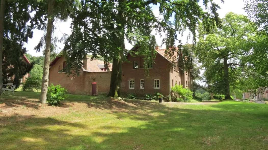 Gîte du Châtelet Villers-la-Ville Exterior foto