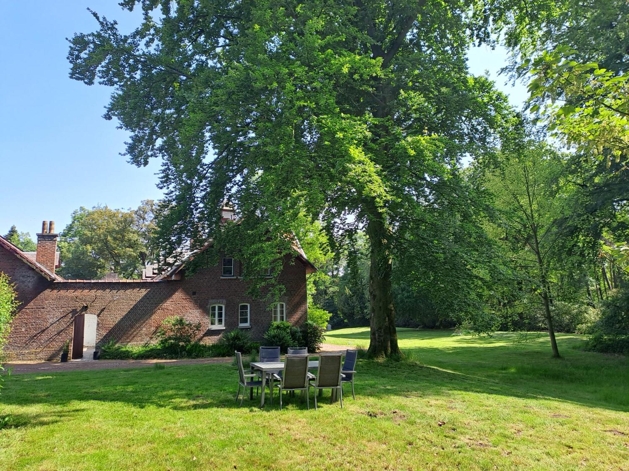 Gîte du Châtelet Villers-la-Ville Exterior foto
